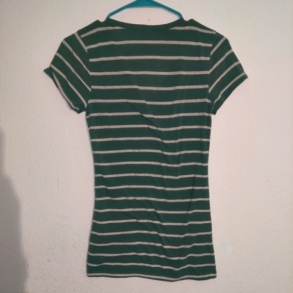 Heart Hips green horizontal stripes t-shirt small - Picture 2 of 3